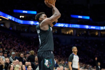 开云体育登录入口-华子：我喜欢顶着包夹投篮 当我出手时我们的赢球概率会更高