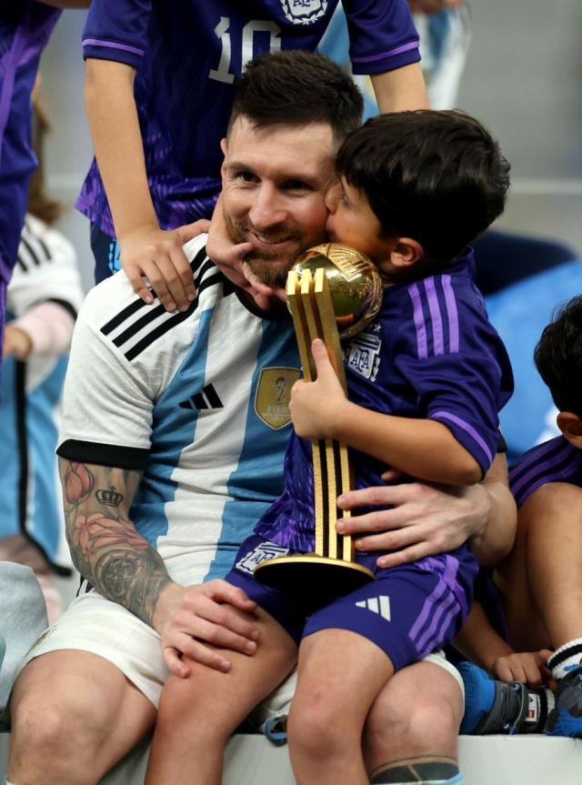 1671404035736059330.jpg FkSIb_CUYAAG0a1.jpg